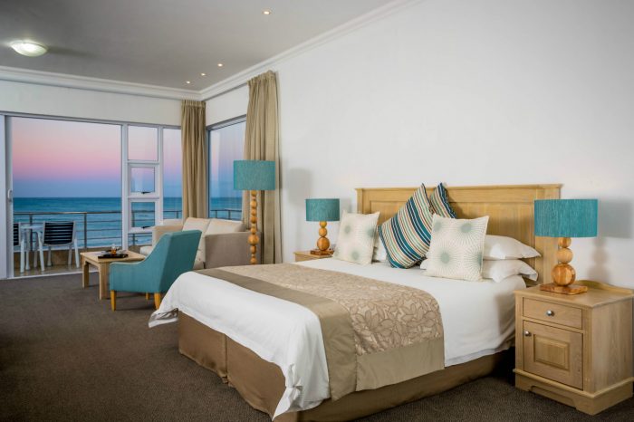 luxury-sea-view-guest-room100