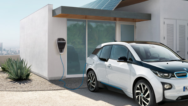 bmwi-i3-range-home-charging-04